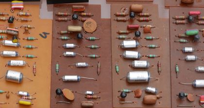 Elka-Huge lot of vintage boards  (X705?)